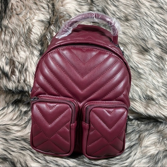 KEELY Chevron Quilted Mini Backpack Wine - Picture 4 of 12
